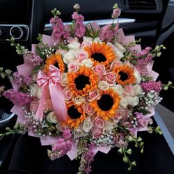 Flower Bouquets / Ramos