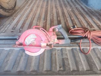Older worm drive skill saw
