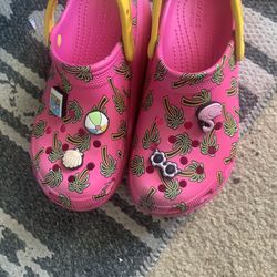 Crocs Like New . Reduced 