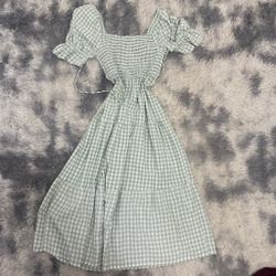 Zesica, Green gingham midi dress, Small