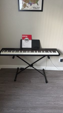 Keyboard for sale with/wo the stand