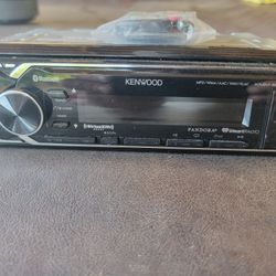 Kenwood KMM-BT312U Car Stereo Bluetooth SiriusXM Android & iPhone