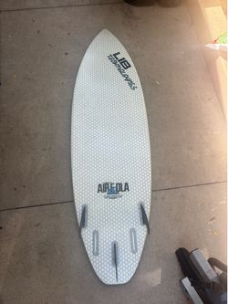 Lib tech air e ola surfboard
