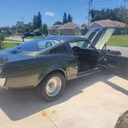 Centerline Mag Wheels with good  Cobra tires