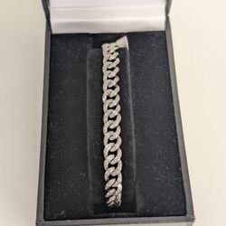 14kt White Gold 7" & 1.00ct Diamond Curb Link Chain Bracelet