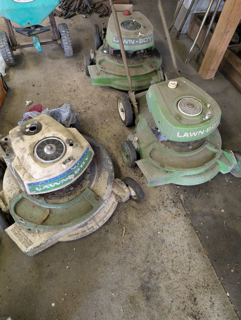 Vintage Lawn Boy Lot
