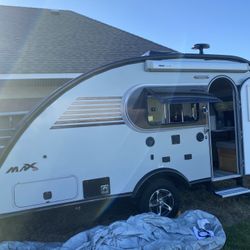 Camper Little Guy Max 2019