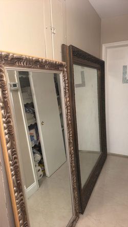 2 Mirrors