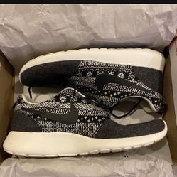 Nike Winter Shoes 9.5