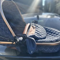 Luxury Car Seat /stroller Combo 