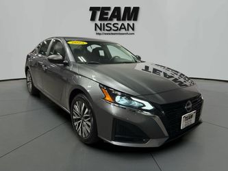 2025 Nissan Altima