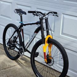 27.5  Trek mountain bike 