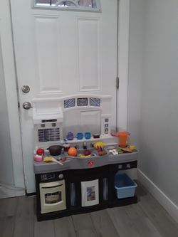 Step 2 Play Kitchen For Toddlers
