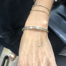 14 Kt LAB Diamonds , Yellow Gold Bangle Bracelet 