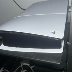 PS5, Brand New, 2 Controllers, 4 Game Disks, $700