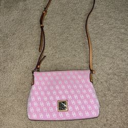 dooney and bourke crossbody bag