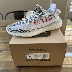 (Size 8.5) Adidas Yeezy Boost 350 V2, Zebra