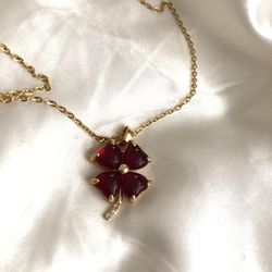 Red Trébol 🍀 Necklace