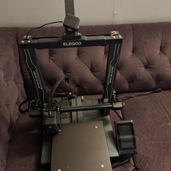 Neptune 3 PRO Mint Condition Egeloo 3D Printer. 