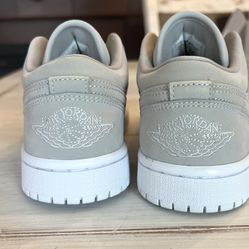 Wmns Air Jordan 1 low Size 6