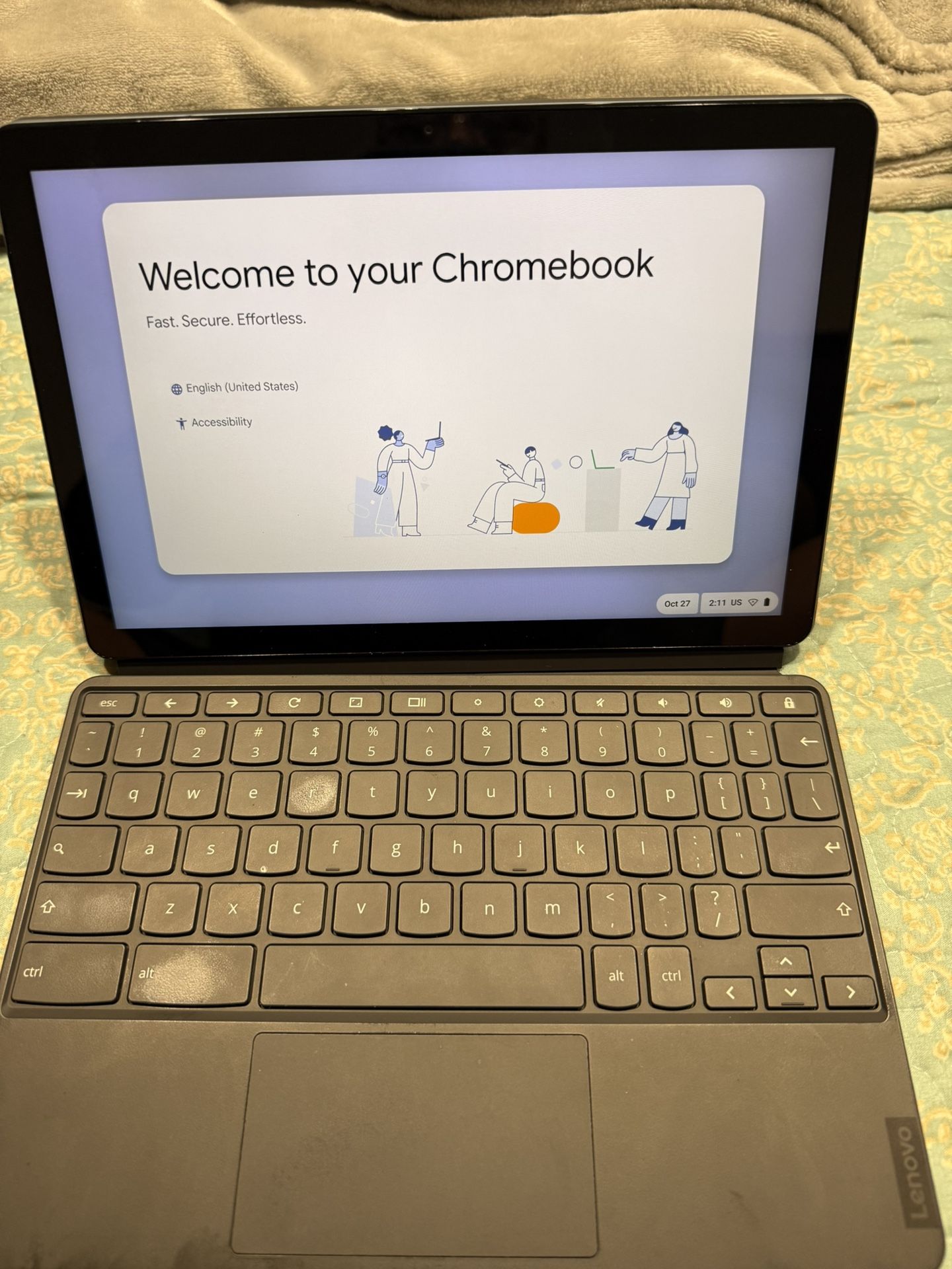 Lenovo Chromebook Model CT-X636Fin Excellent Condition 128gb Flash Drive And 4gb Of Ram