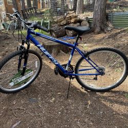 Huffy Rockcreek 26" Mountain Bike