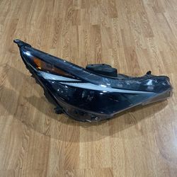 2021-2022 Hyundai Elantra Passenger Headlight Korean.