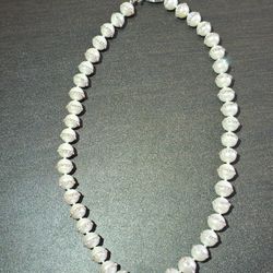 White Pearl Necklace