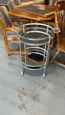 (In store) silver round bar cart