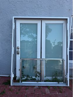 Double glass door