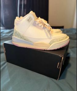 Jordan 3 Retro “Spring Is in the Air” sneakers