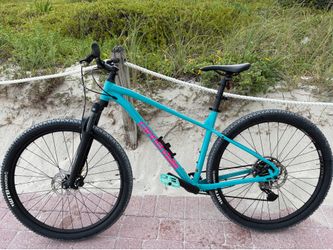 Cannondale MTB bike Size L  Tektro - Shimano- Ranger