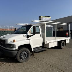Flat Bed Truck GMC C5500 Duramax w/Rack, Lift Gate Medium Duty Truck - $7,300