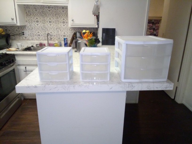 $5 for 3 pc Mini Storage Drawers