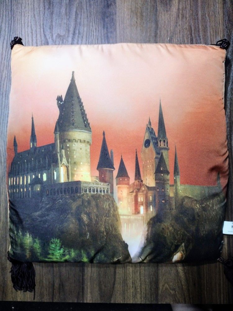 Universal Studios Harry Potter Hogwarts Throw Pillow