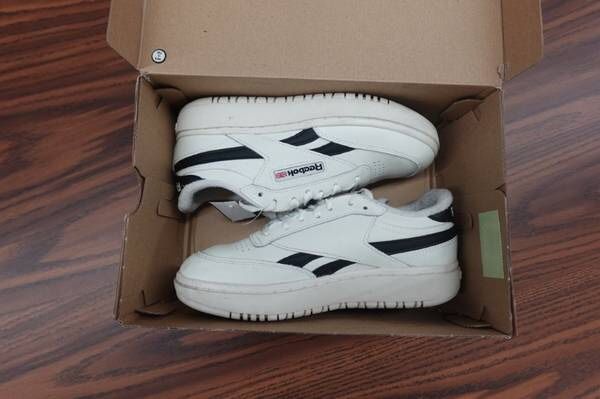 Reebok Women’s Size 6.5 Double Revenge Classic Sneakers