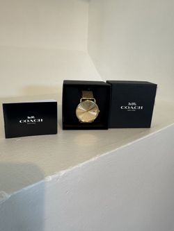 Coach Elliot Men's Watch| Contemporary Elegance with Signature Detailing | Fashion Timepiece for Everyday Wear
