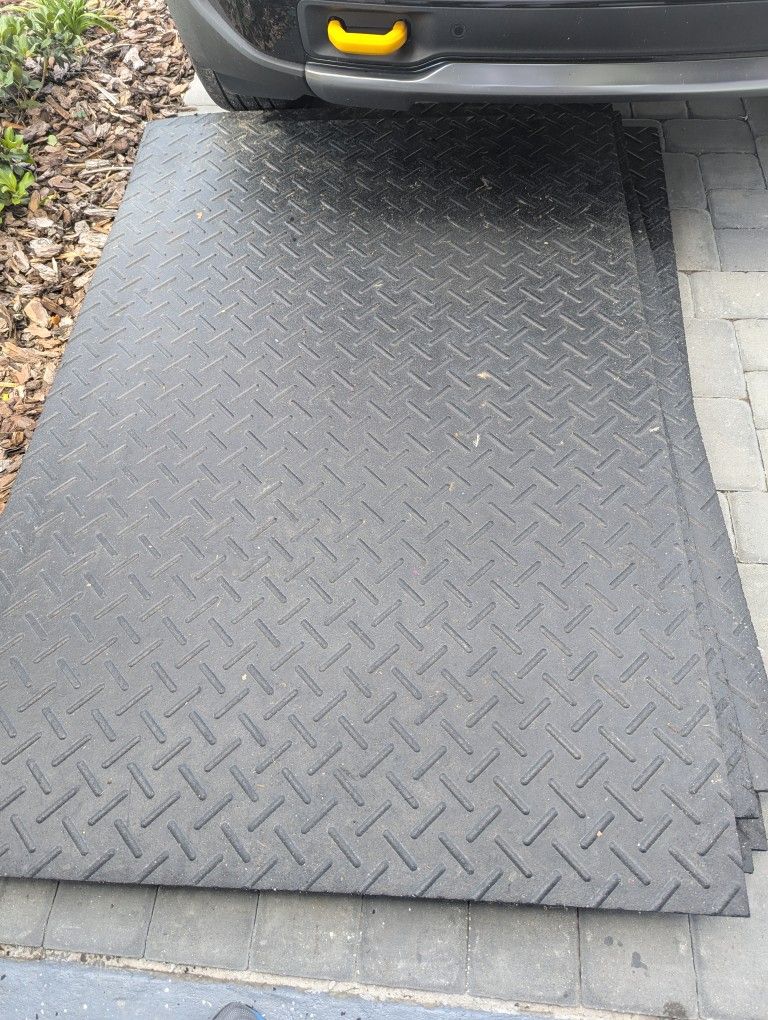 Horse Stall Mats