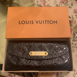 Authentic Louis Vuitton Boulevard Clutch/Crossbody