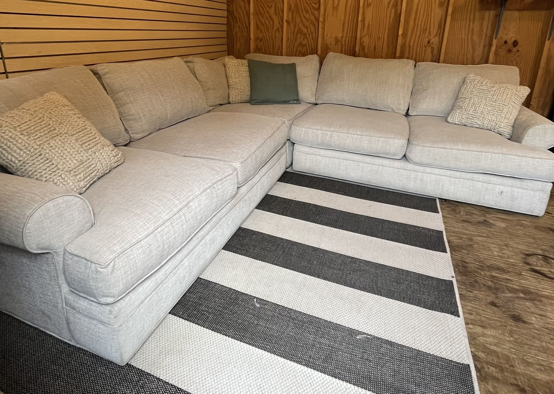 Sectional Couch (can Deliver)