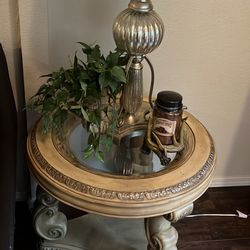 Matching Center Table And End Table 