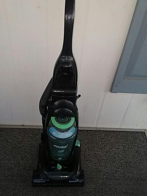 Eureka Enviro Upright Vacuum Model 3041 for Sale in Palmdale, CA OfferUp