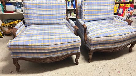 2 wide chairs