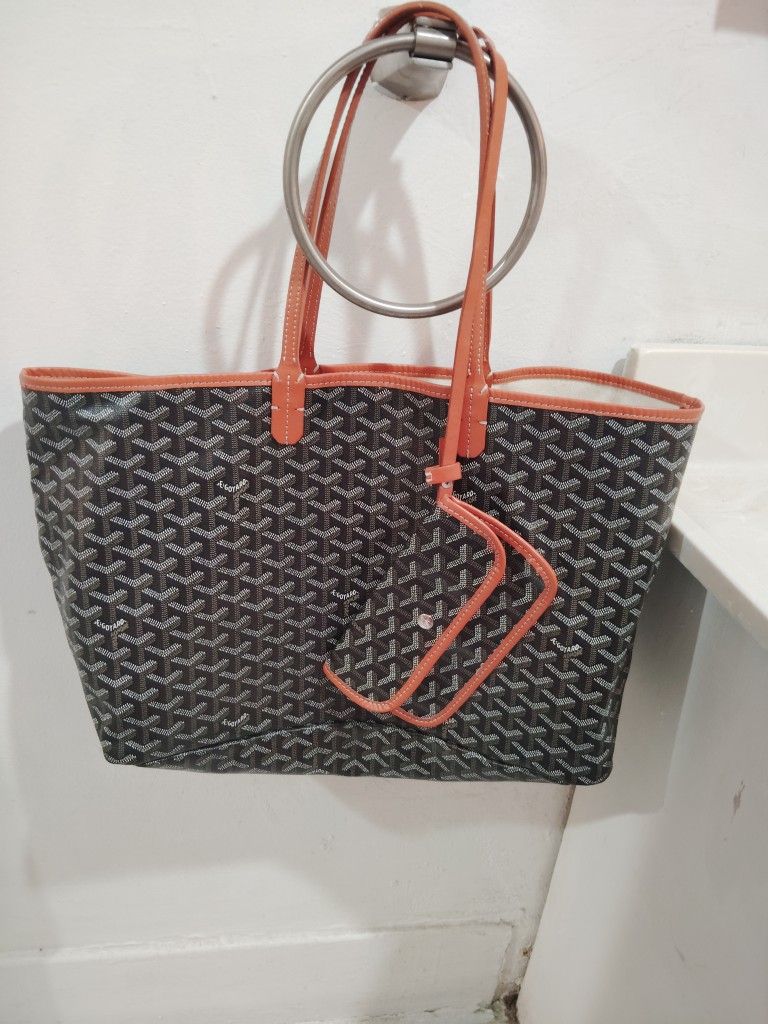 Black and Tan Goyardine Chevroches Calf Saint Louis GM Tote