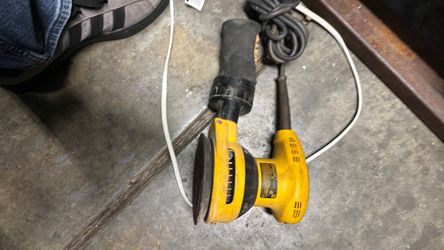 Dewalt D26453 Variable speed Orbital Sander