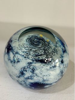 Vintage signed and dated 24k Michael j Reid glass paperweight