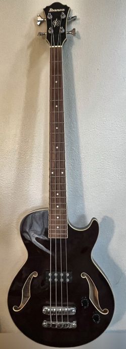 Ibanez Artcore AGB140 Semi-Hollow Bass
