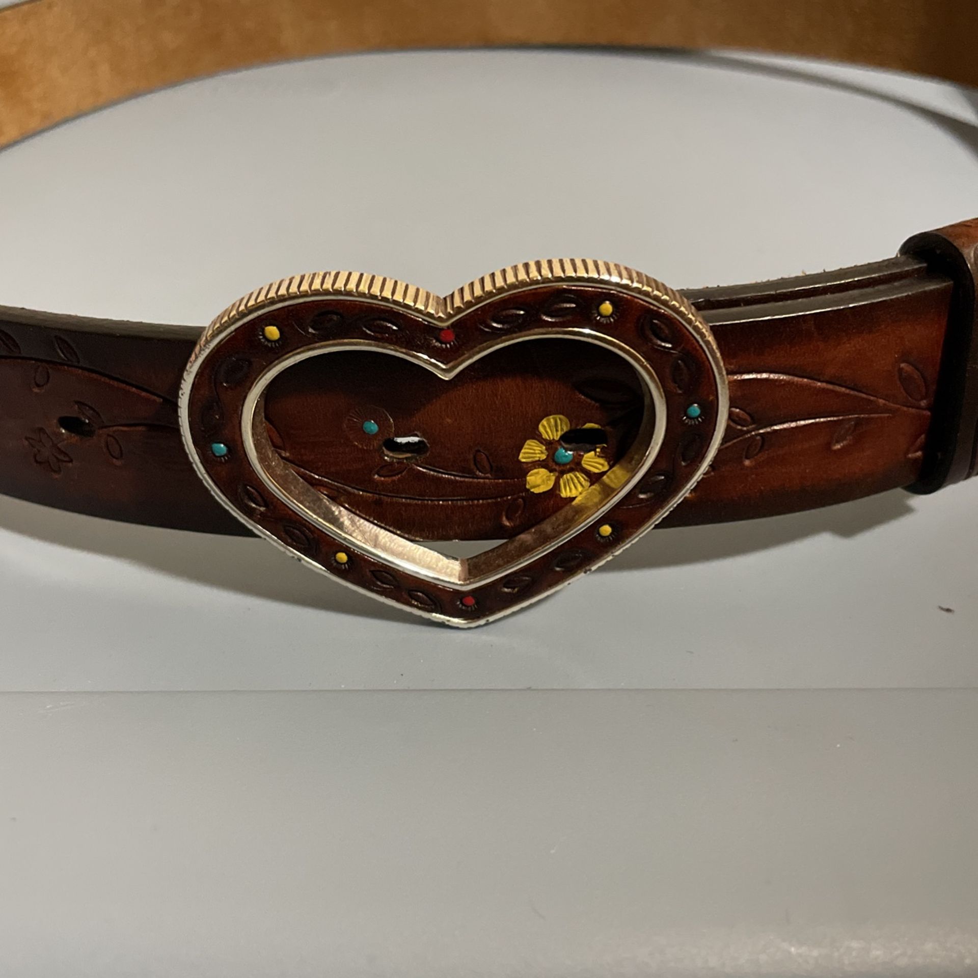 XL/36- Brighton Heart Shape, Buckle Leather Belt.
