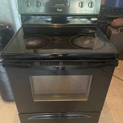 Whirlpool Appliance Package(stove,mic,dishwasher)