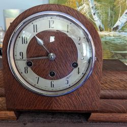 Antique Working Mantel Clock